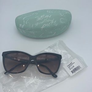 Kensie “Meet me there” tortoise sunglasses